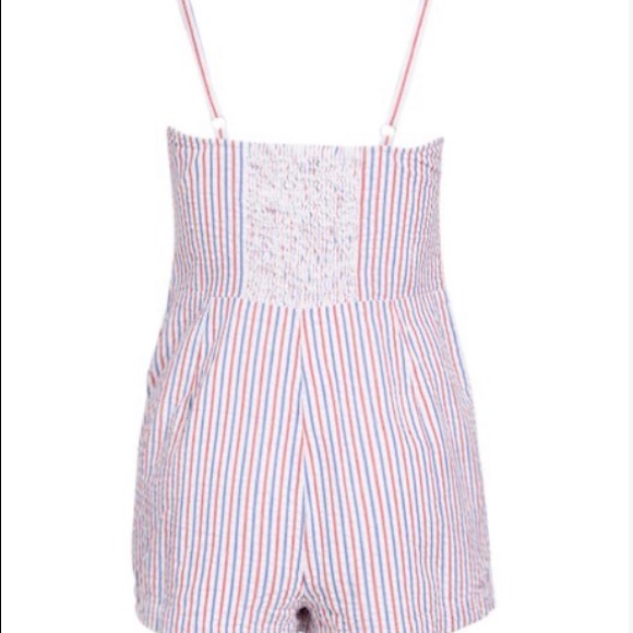 Vineyard Vines tie front seersucker romper - Picture 2 of 2
